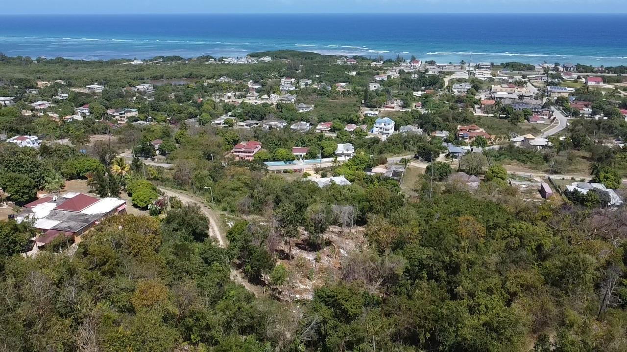 Residential Lot For Sale GREENWOOD, Montego Bay 100,000 Keez