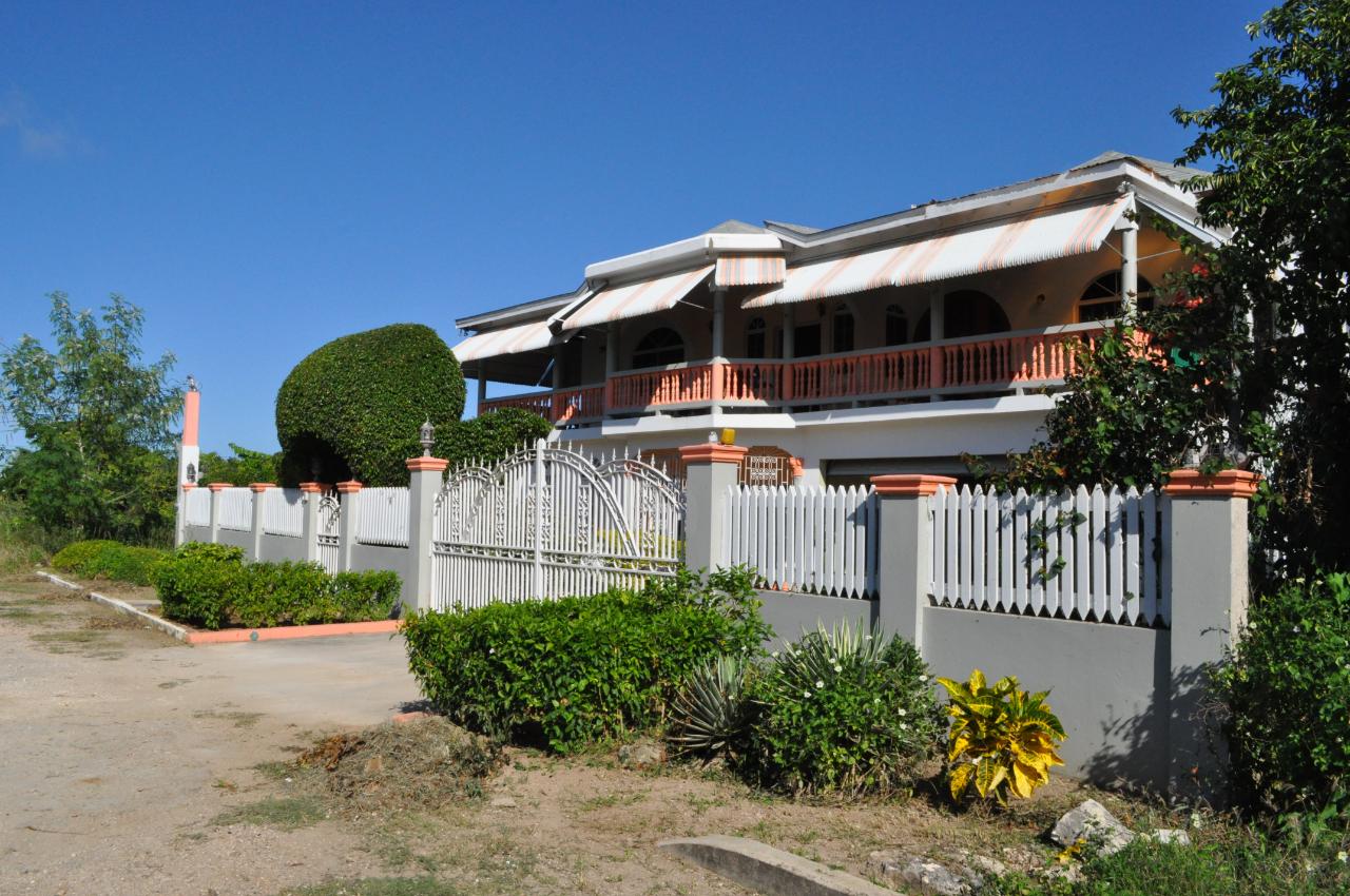 House For Sale COVE CLOSE, Falmouth 50,000,000 Keez