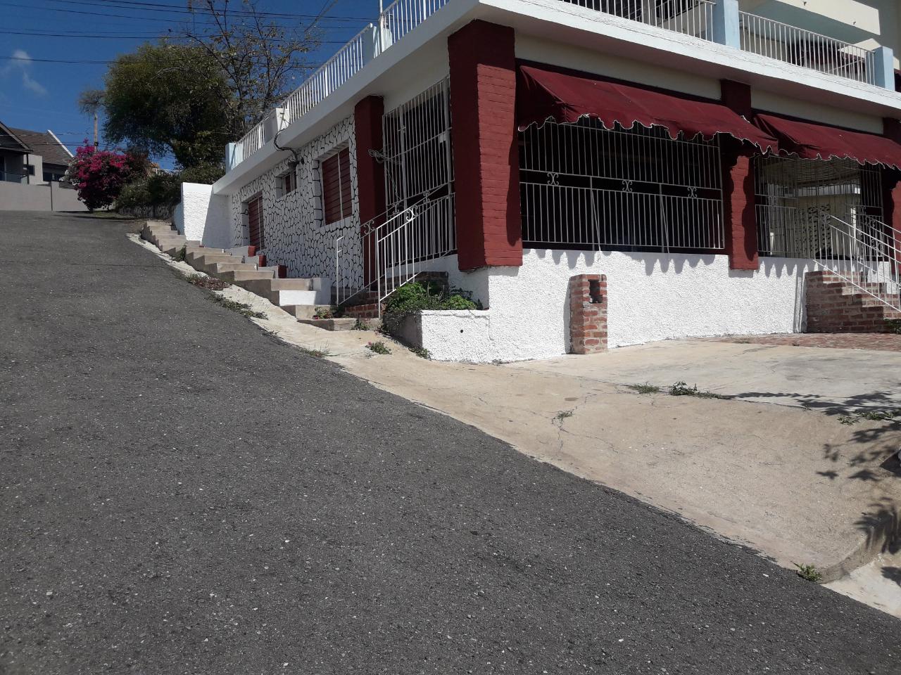 Apartment For Rent SHENSTONE DRIVE, Kingston 6 80,000 Keez