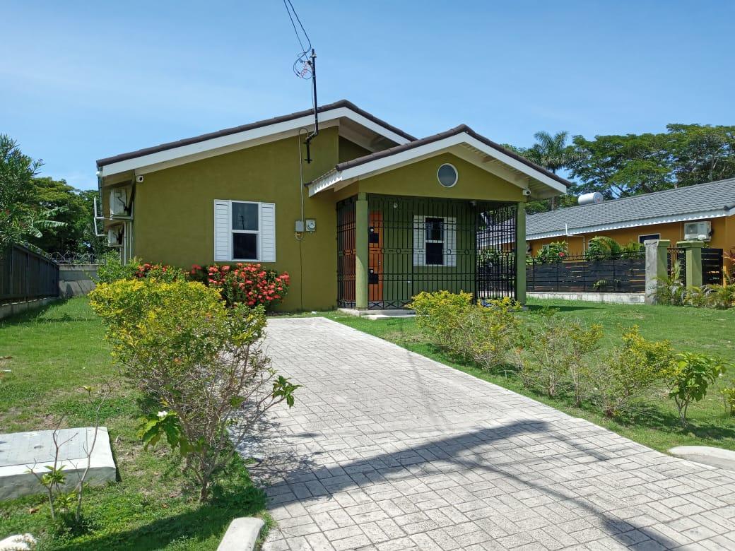 House For Sale CANARY DRIVE, DRAX HALL, Ocho Rios 35,000,000 Keez