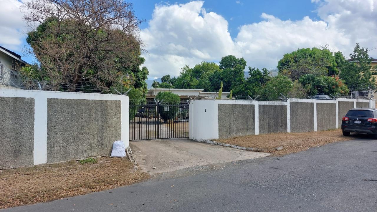 Development Land (Residential) For Sale SANDHURST TERRACE, Kingston 6