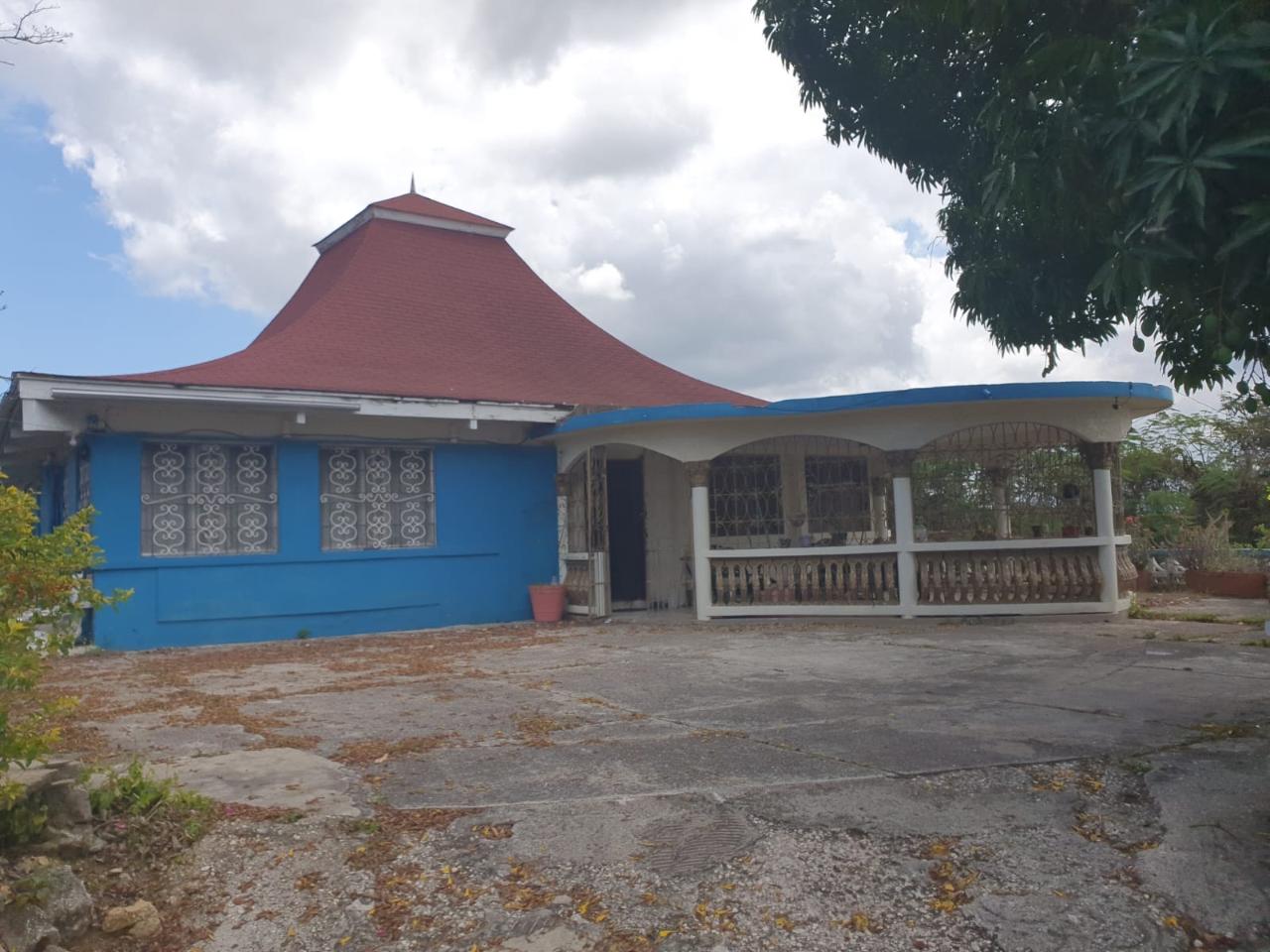 House For Sale ROSEMOUNT PEN, Montego Bay 23,000,000 Keez