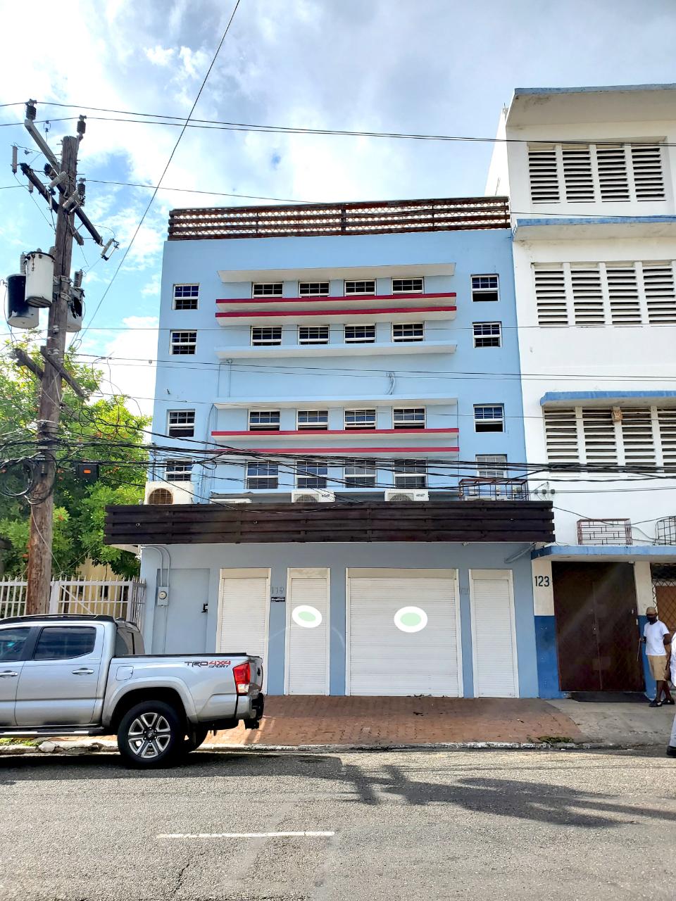 Offices / Commercial Bldg For Rent EAST STREET, Kingston 2 5,950 Keez