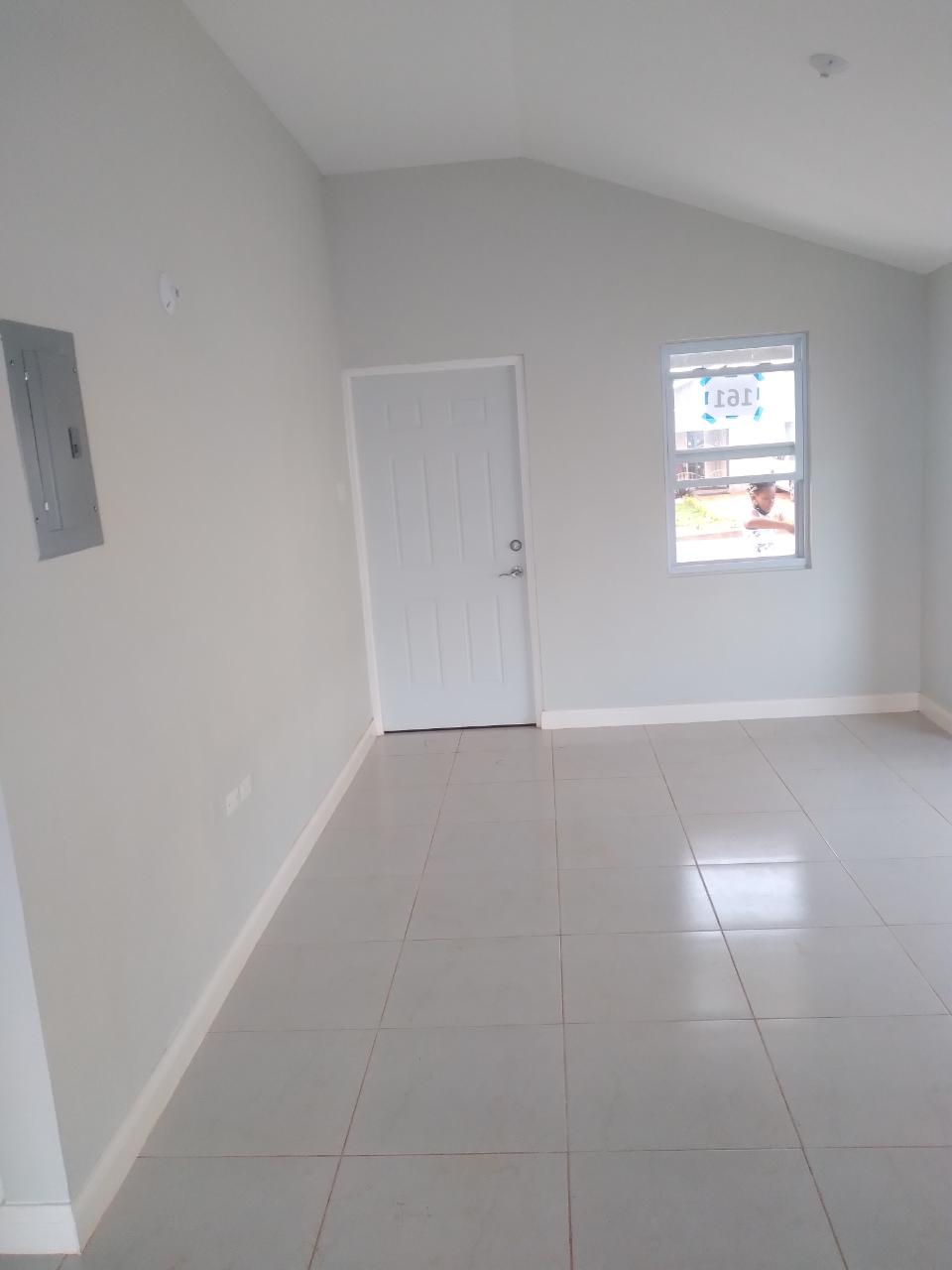 House For Rent HAMPTON AVENUE, Spanish Town 65,000 Keez