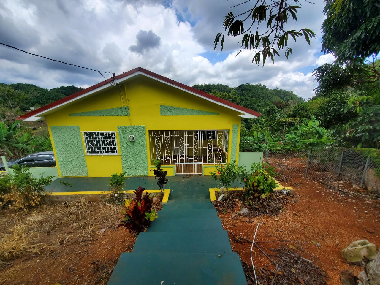 House For Sale ABOUKIR DISTRICT, Cave Valey 15,000,000 Keez