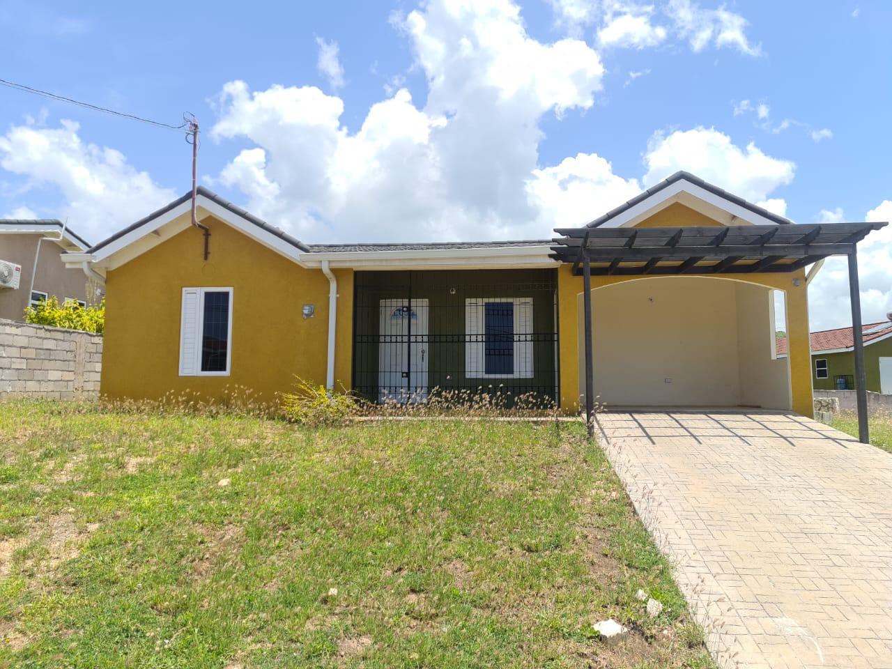 House For Rent STONEBROOK MANOR, Falmouth 120,000 Keez
