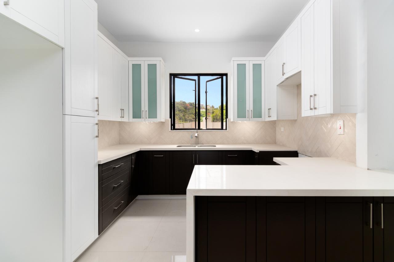 Apartment For Sale LAKEHURST DRIVE, Kingston 8 52,000,000 Keez