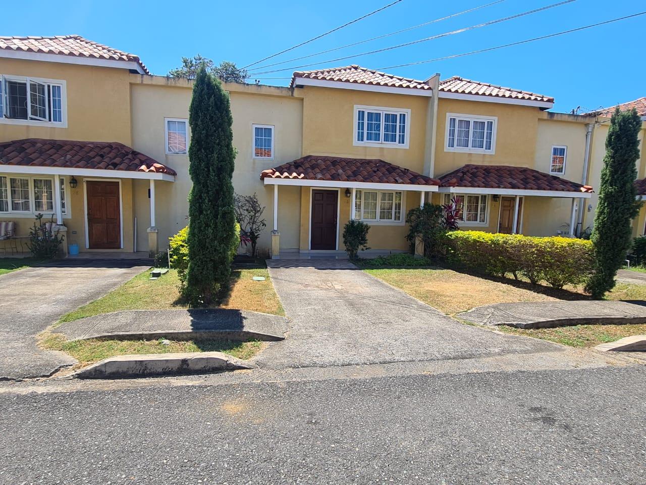 Townhouse For Rent MANGO WALK COUNTRY CLUB, Montego Bay 950 Keez