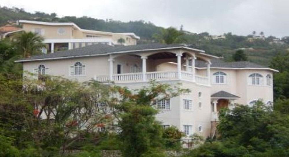 House For Sale CHANCERY HALL, Kingston 19 75,000,000 Keez