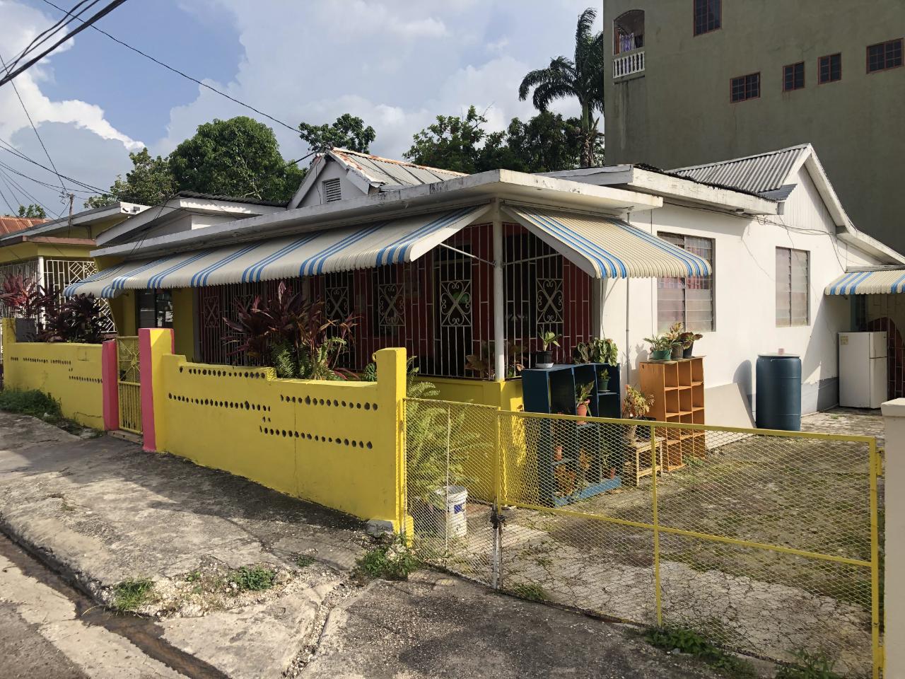 House For Sale THOMPSON STREET, Montego Bay 29,000,000 Keez