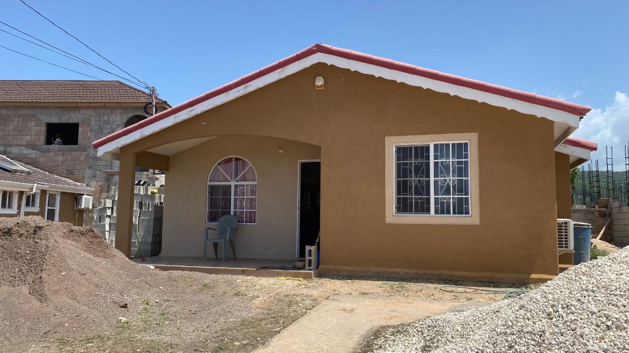 House For Sale STONEBROOK MANOR, Falmouth 156,667 Keez