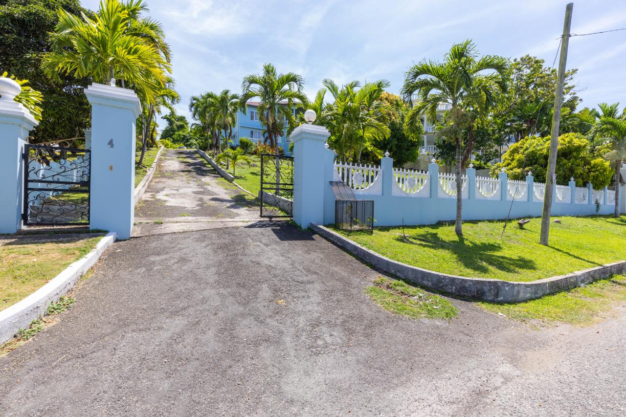 House For Sale SPRING VALLEY, Tower Isle 550,000 Keez