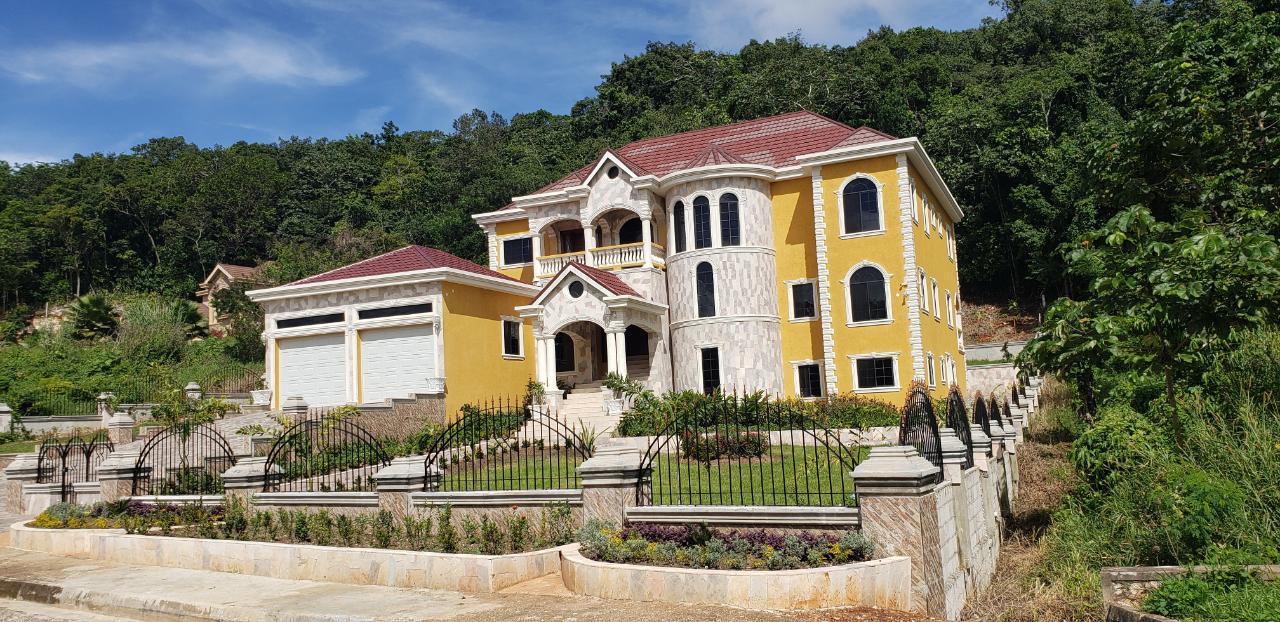 House For Sale MOORLANDS ESTATE, Mandeville 79,000,000 Keez