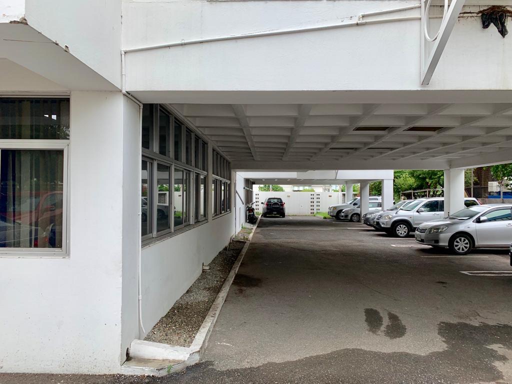 Offices / Commercial Bldg For Rent TRAFALGAR ROAD, KINGSTON, Kingston
