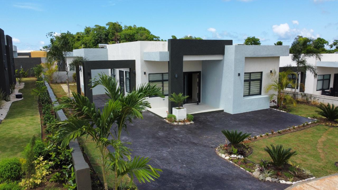 House For Sale PYRAMID POINT, OCHO RIOS, Ocho Rios 389,900 Keez