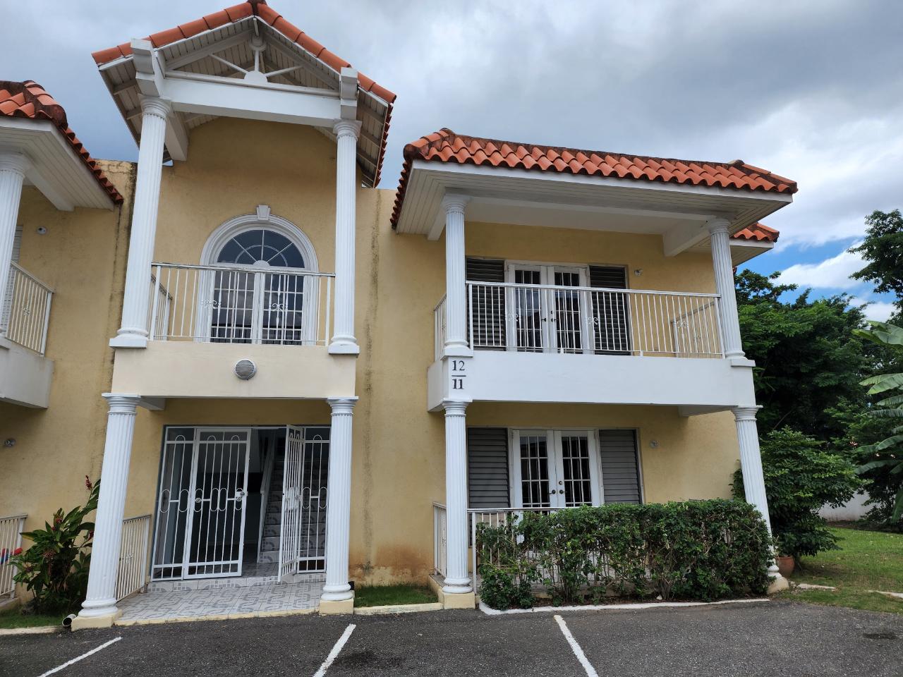 Apartment For Rent SEAVIEW AVENUE, Kingston 6 1,200 Keez