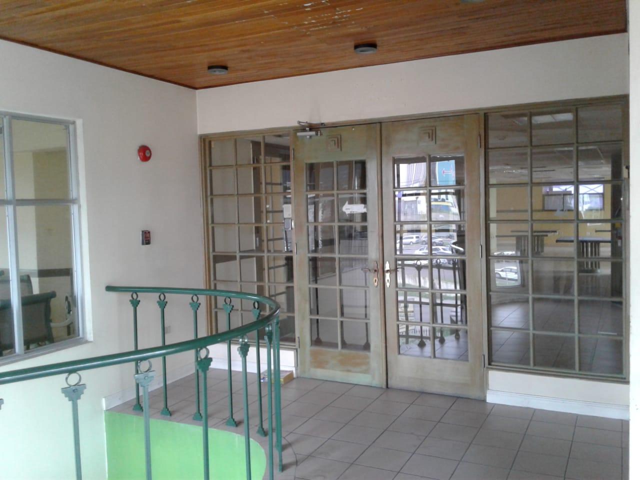 Offices / Commercial Bldg For Rent BALMORAL AVENUE, Kingston 5