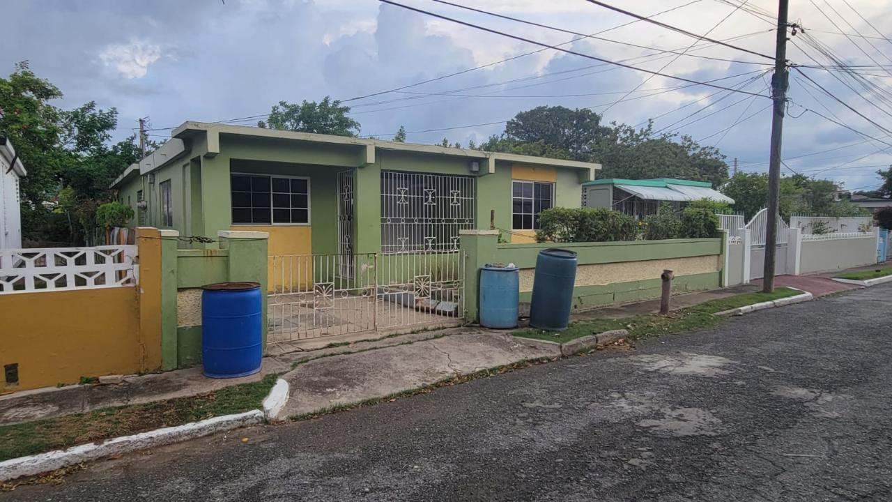 House For Sale INDEPENDENCE CITY, PORTMO, Gregory Park 18,500,000