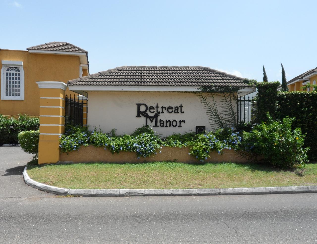 Townhouse For Rent RETREAT MANOR, 99 OHR, Kingston 6 1,350 Keez