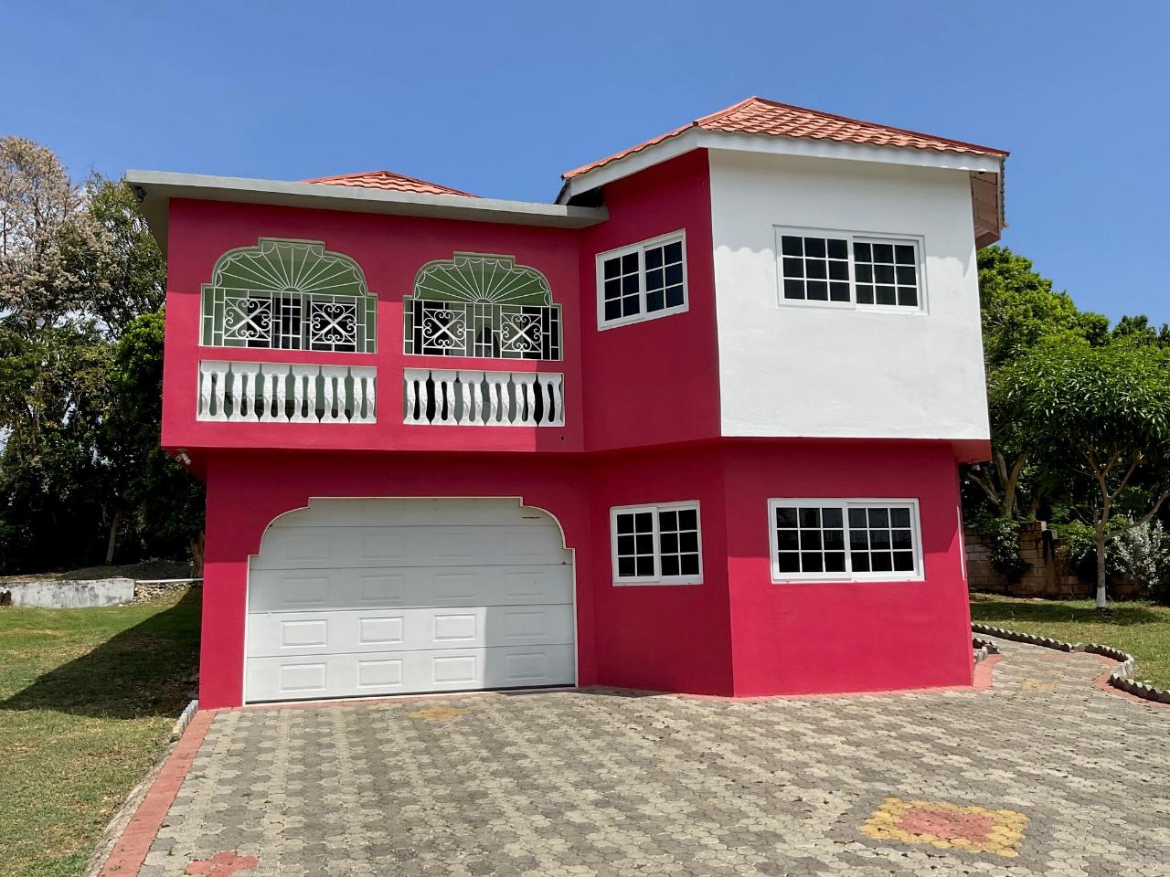 House For Sale LIBERTY HILL, Ocho Rios 350,000 Keez