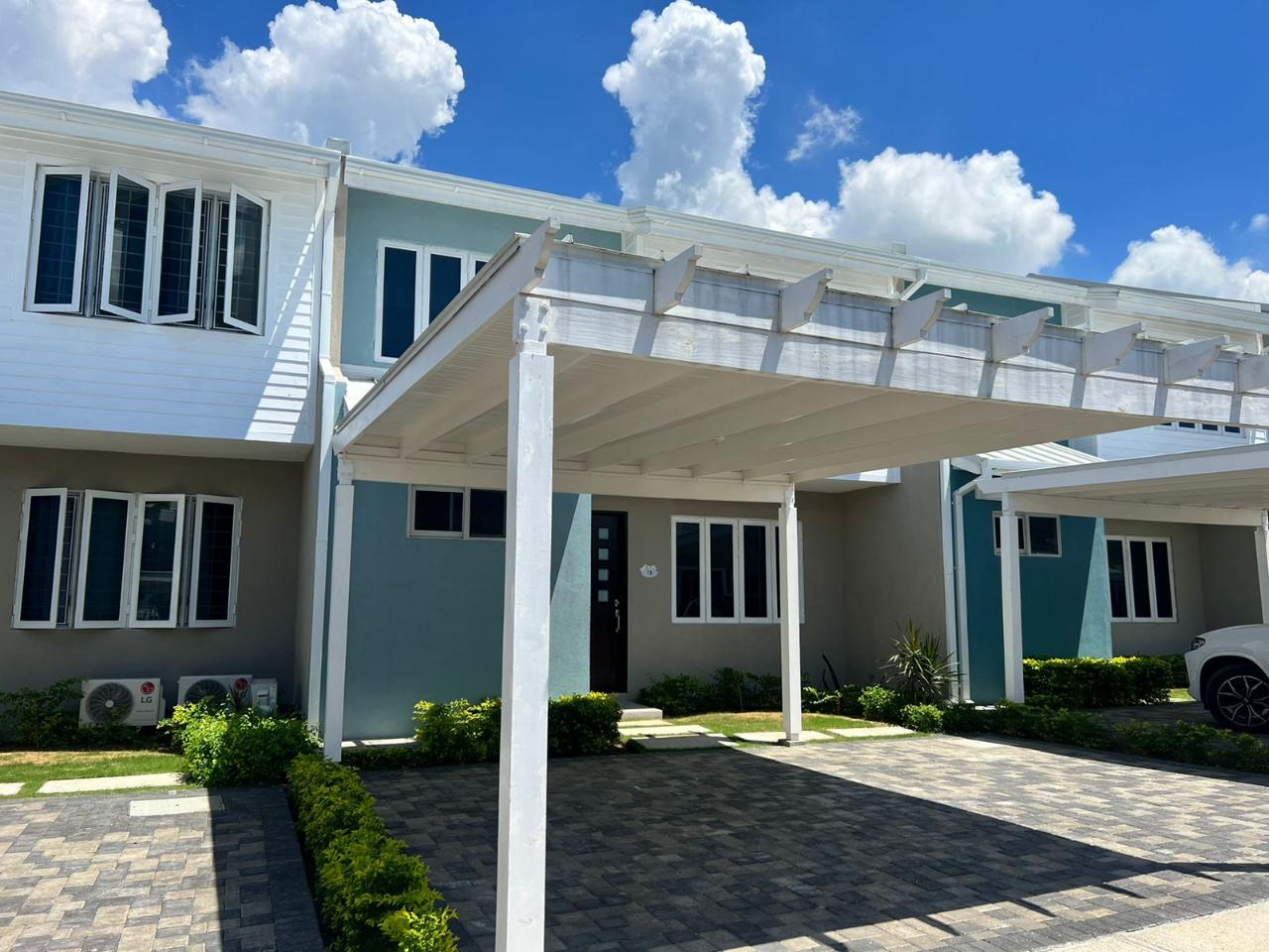 Townhouse For Sale SEYMOUR AVENUE, Kingston 6 595,000 Keez