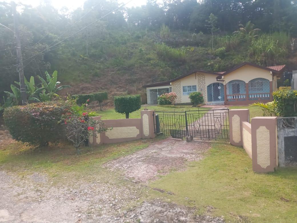 House For Sale WOODLAWN CLOSE, Mandeville 22,000,000 Keez