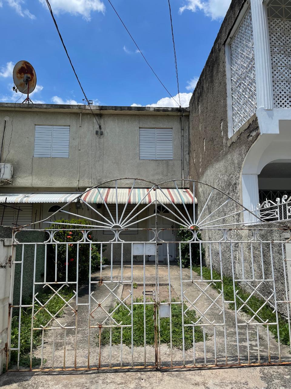Townhouse For Sale WINONA DRIVE, GARVEYMEADE, Greater Portmore