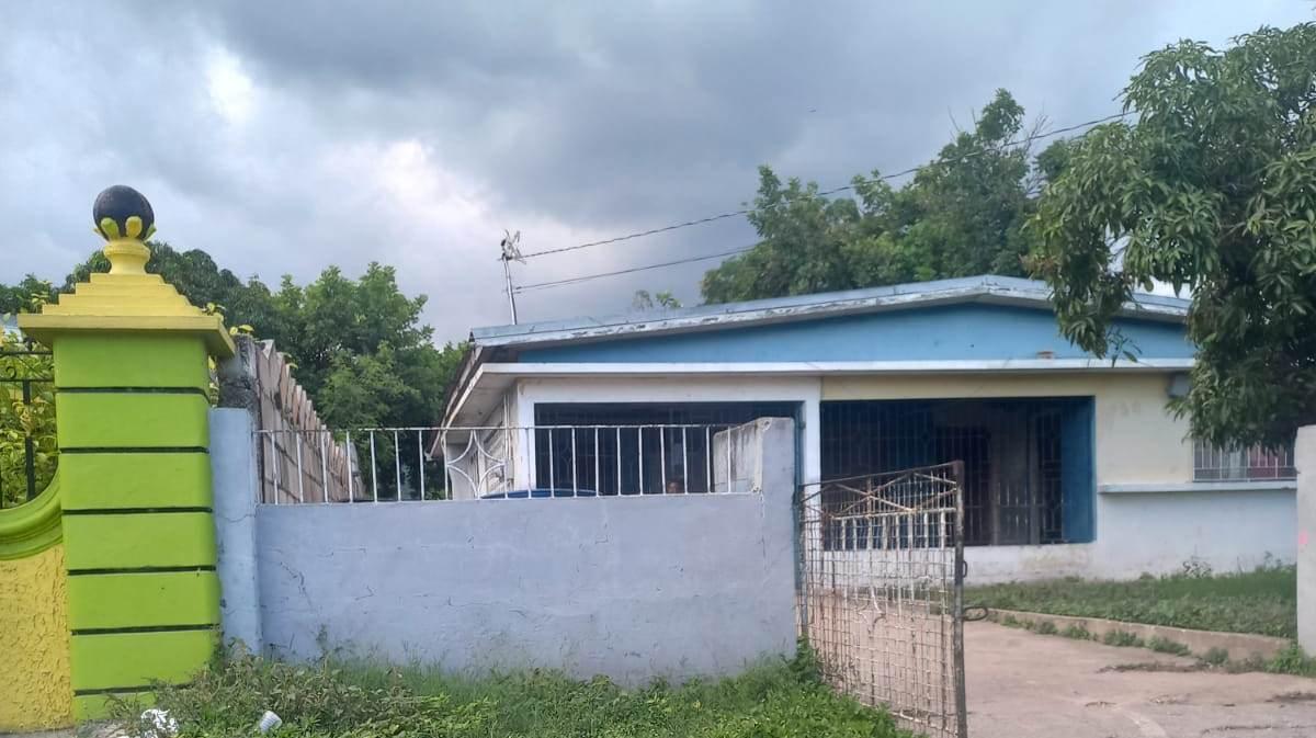House For Sale CHUDLEIGH AVENUE, WASHING, Kingston 20 25,000,000 Keez