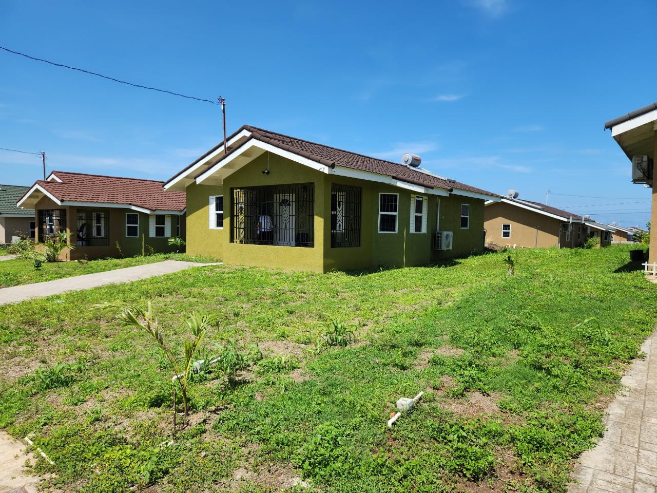 House For Sale STONEBROOK MANOR, Falmouth 212,000 Keez