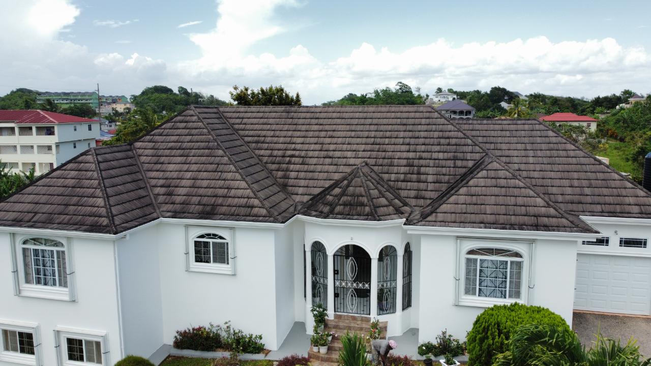 House For Sale HOPEDALE CLOSE, Mandeville 56,000,000 Keez