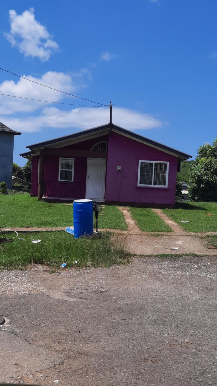 House For Sale SOMERSET CLOSE ROSEVALE, Montego Bay 15,000,000 Keez