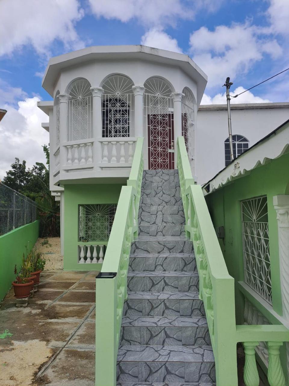 House For Rent LILY PLACE, BOGUE VILLAGE, Montego Bay 600 Keez
