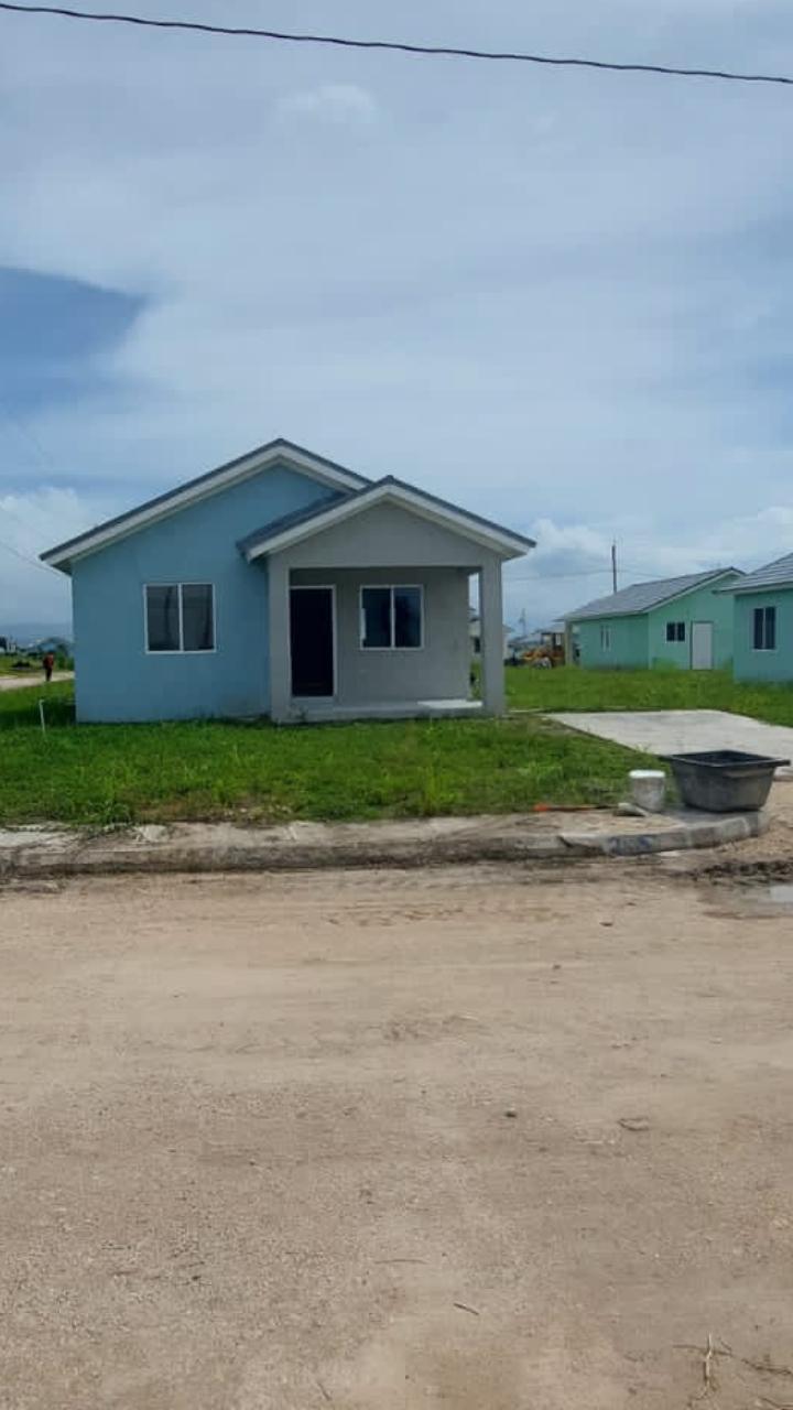 House For Sale INNSWOOD, Spanish Town 18,000,000 Keez