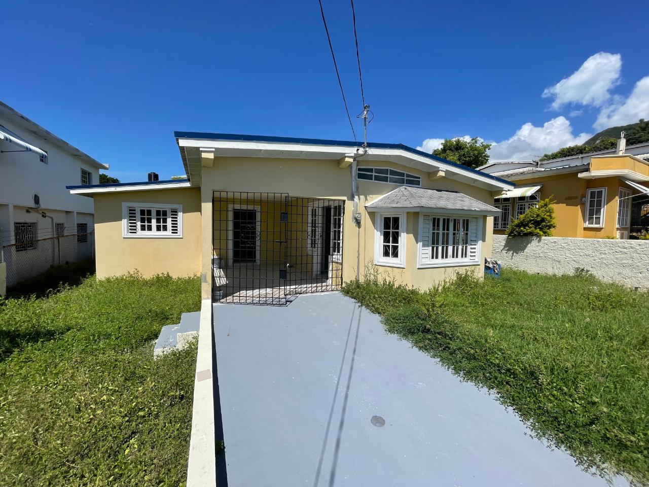 House For Rent SEA VIEW DRIVE, Kingston 17 120,000 Keez