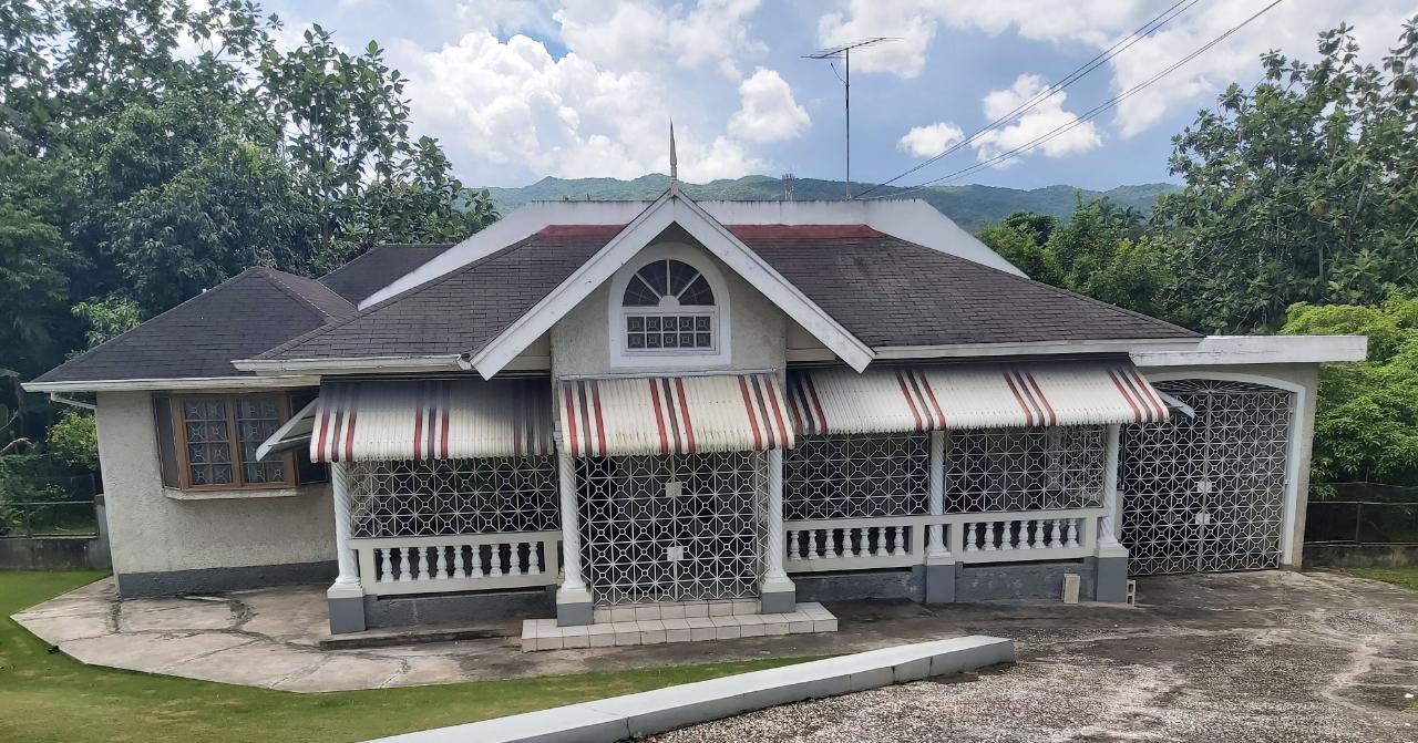 House For Sale FAIRFIELD ESTATE, Montego Bay 285,000 Keez