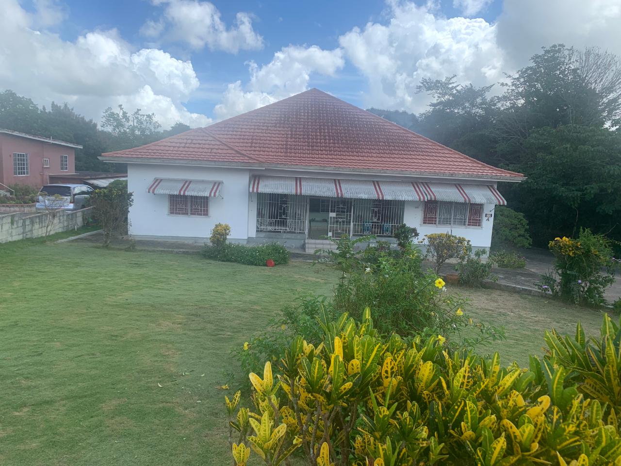 House For Sale WEST ROAD, MANDEVILLE MAN, Mandeville 36,000,000 Keez