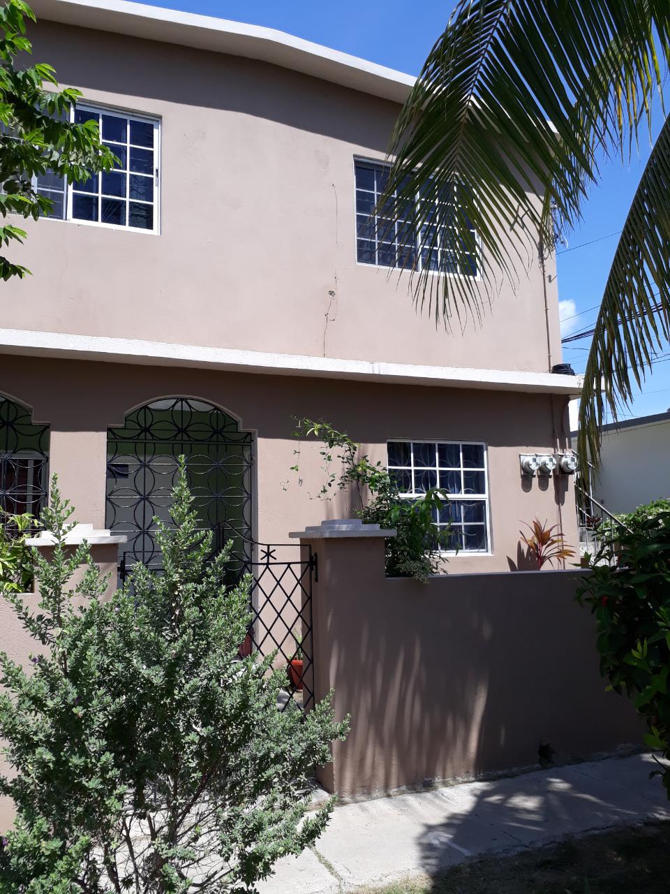 House For Sale GREATER PORTMORE, Greater Portmore 22,300,000 Keez