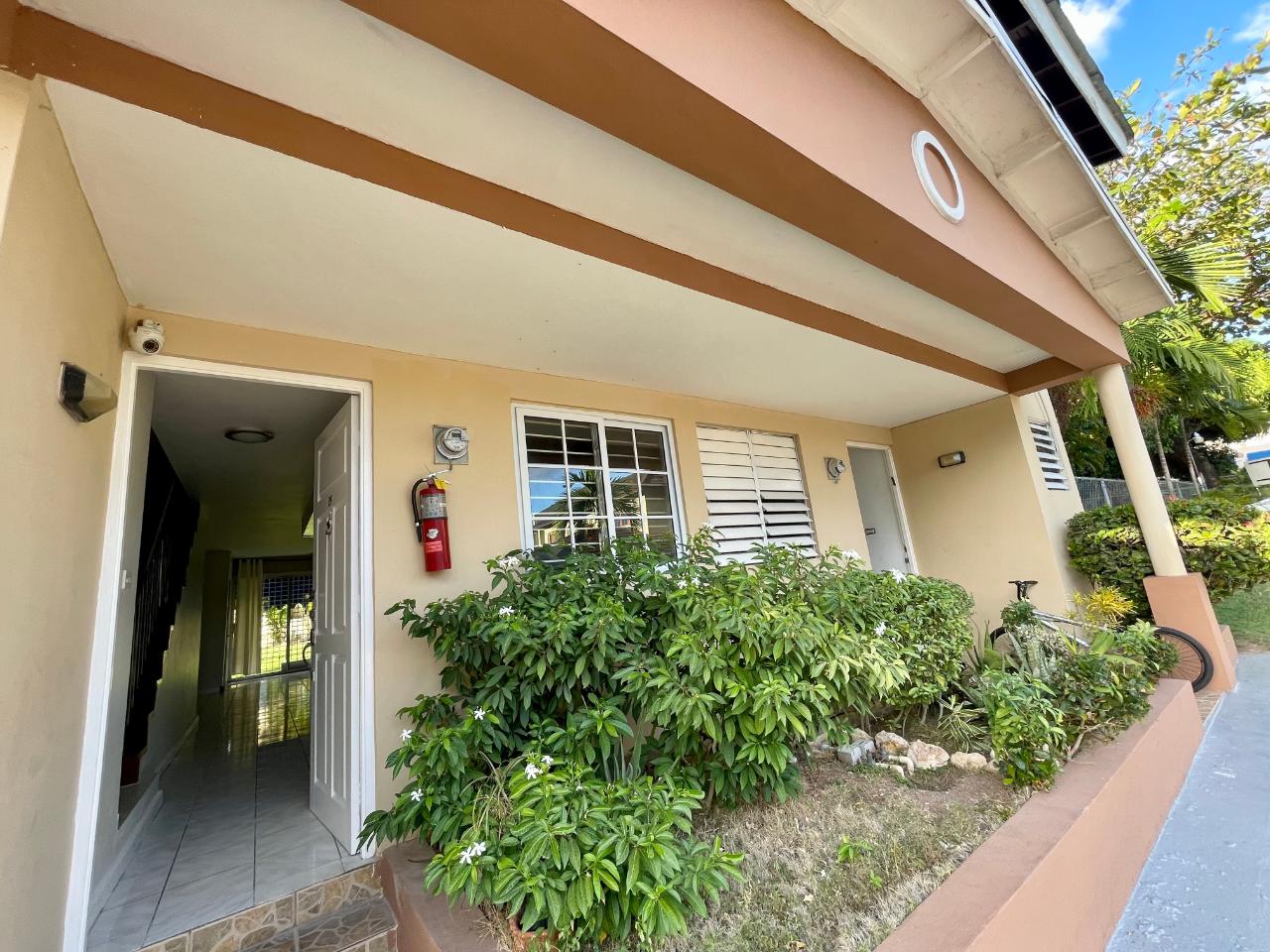 Townhouse For Rent BROADWAY ROAD, Kingston 8 165,000 Keez