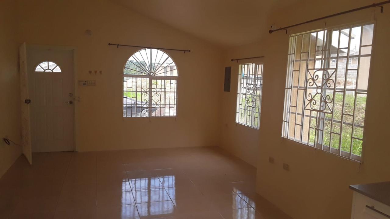House For Rent LOBELIA PL, WEST VILLAGE, Montego Bay 75,000 Keez