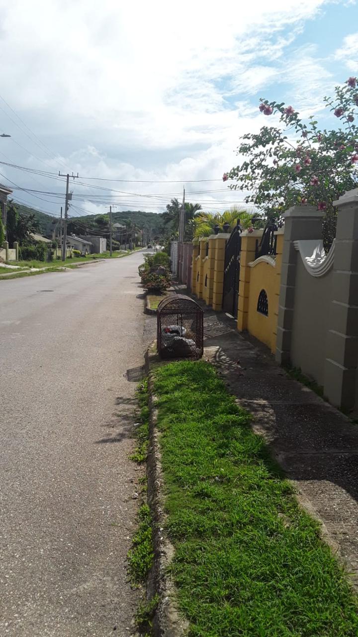 House For Sale ROSEVALE EST, SPOT VALLEY, Montego Bay 18,500,000 Keez