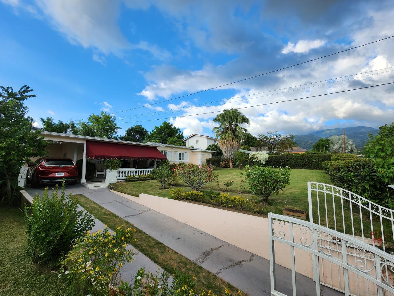 House For Sale BEETHOVEN AVENUE, Kingston 8 475,500 Keez