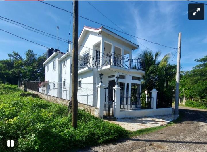 House For Sale WHITEHALL, Negril 48,477,734 Keez