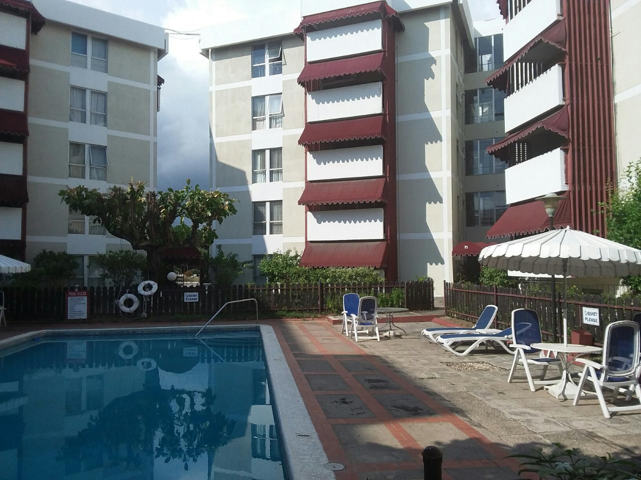 Apartment For Rent TRAFALGAR ROAD, Kingston 6 1,200 Keez