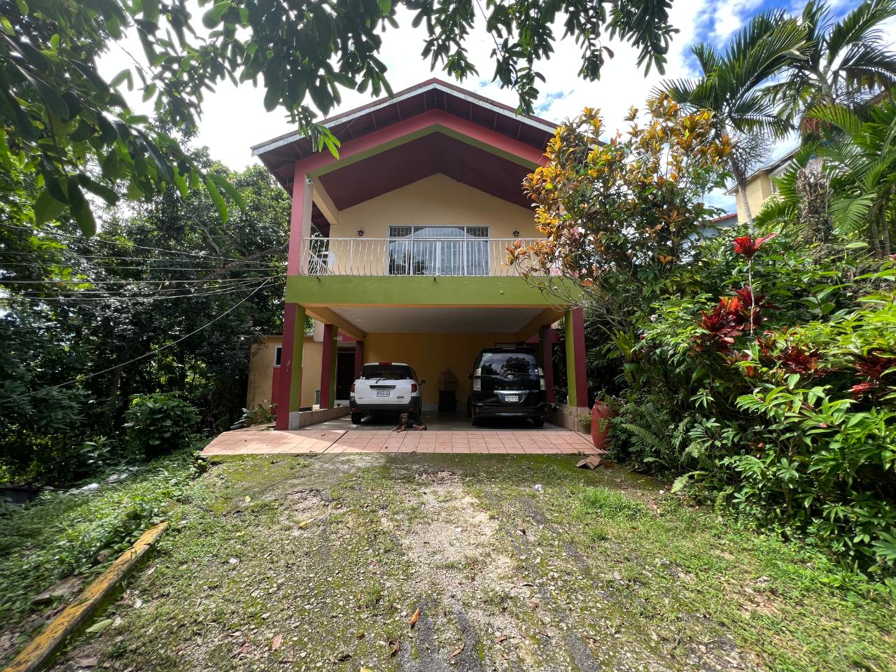 House For Sale ROCKY VIEW GOLDEN SPRI, Kingston 9 70,000,000 Keez