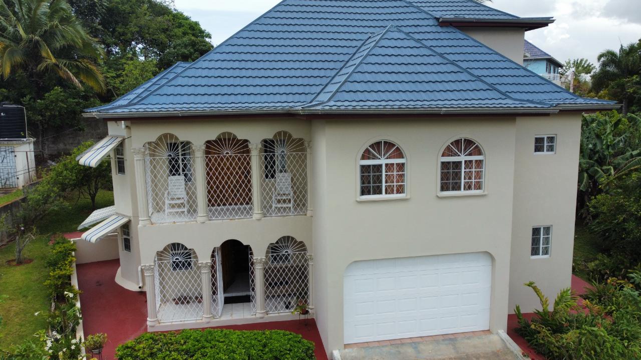 House For Sale MANOR WAY, Mandeville 47,000,000 Keez