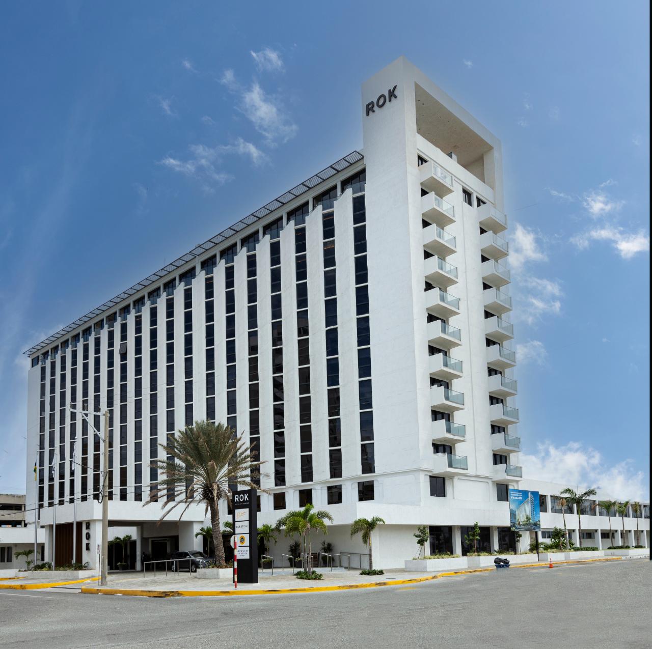 Resort / Villa For Sale KING STREET, Kingston 1 605,000 Keez