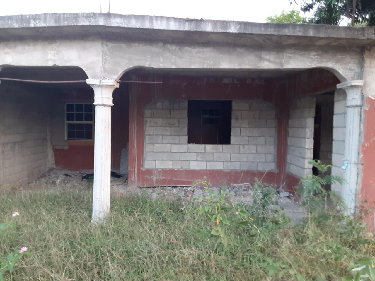 House For Sale VERNON DRIVE, VILLA NOVA,, Spanish Town 14,000,000 Keez