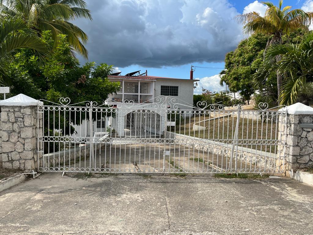 House For Rent TILDA DRIVE, ST. JAGO HEI, Spanish Town 75,000 Keez