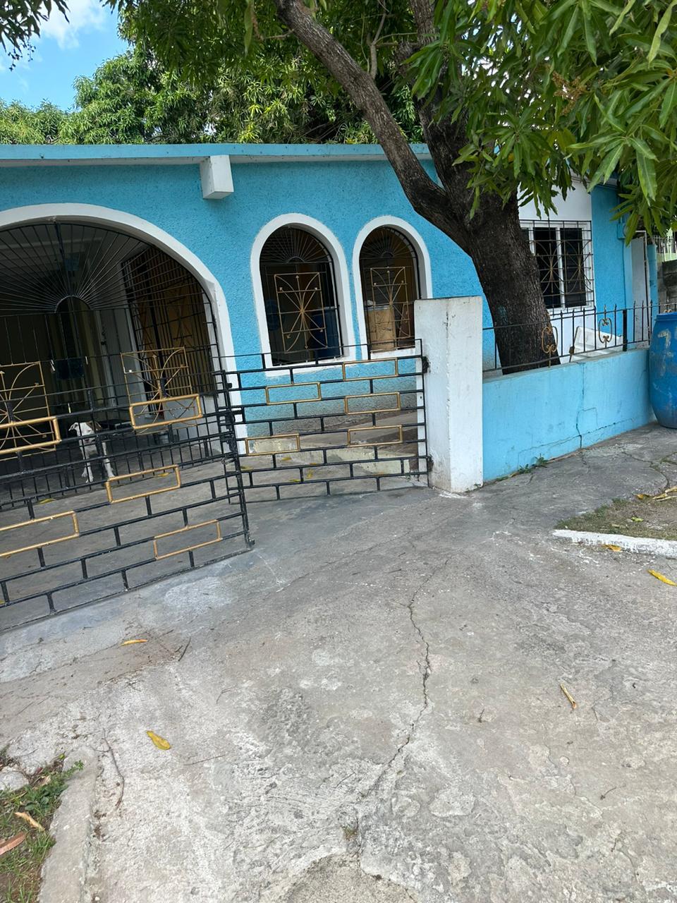 House For Sale MARATHON DRIVE, HUGHENDEN, Kingston 20 30,000,000 Keez