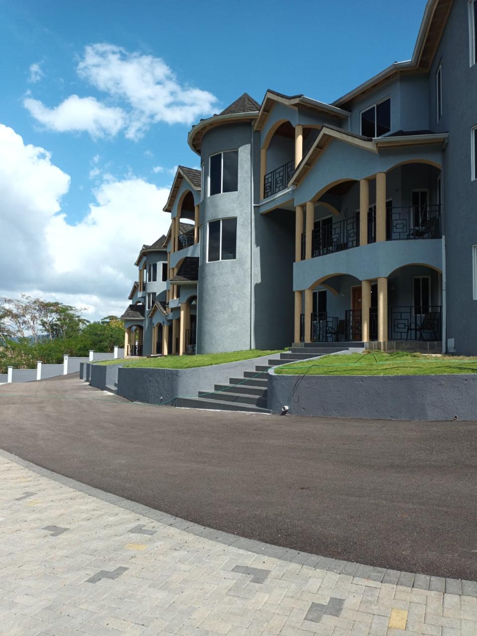 Apartment For Sale BLOOMFIELD STREET, Mandeville 23,000,000 Keez